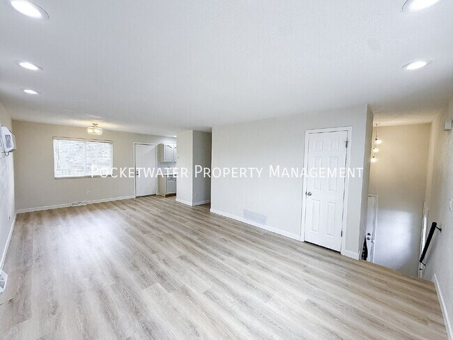 Photo - 10745 Miller Ct