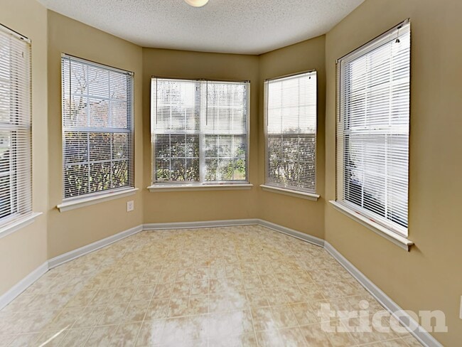 Photo - 1118 Yorkdale Dr