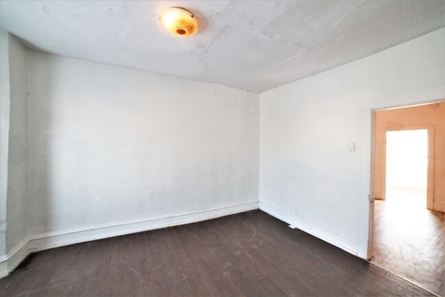 Photo - 550 Alfred Ave Unit 1