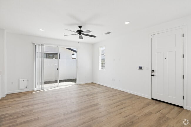 2BR, 2BA - 1,110SF - Living Room