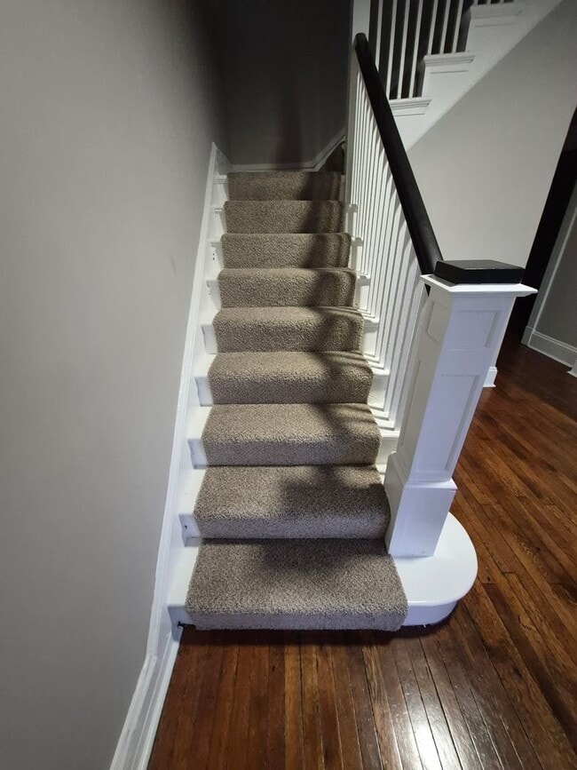 Photo - Beautifully Renovated 4bdrm/1.5bth Home Located in Richmond's Northside!!