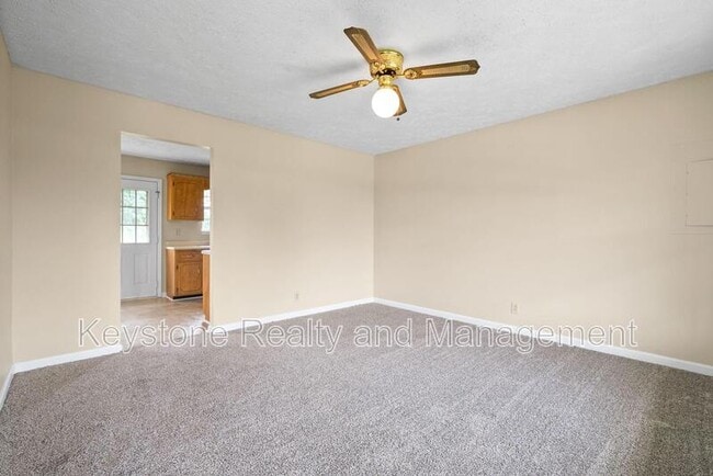 Photo - 2080 Carneal Ln