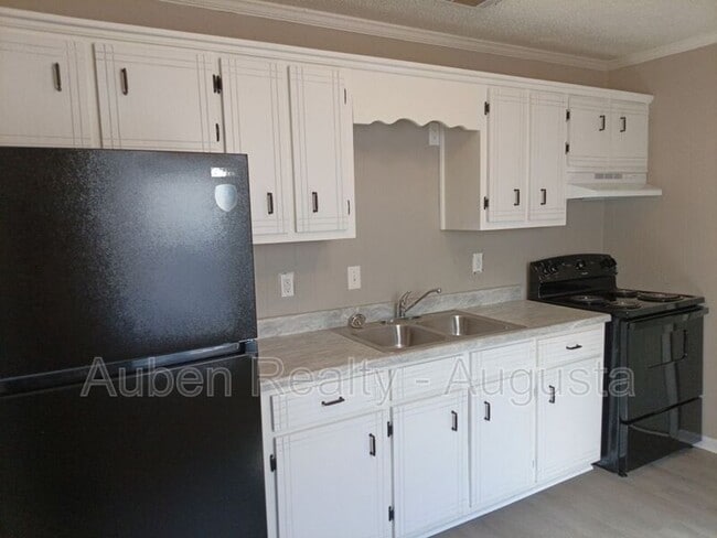 Photo - 1730 Hicks St