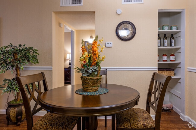 1 BD, 1 BA - 550 SF - The Park at Salerno