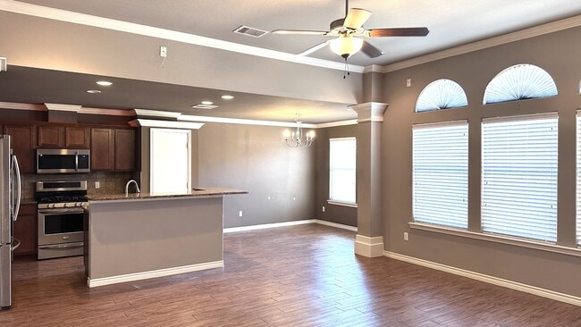 Photo - 3837 Las Bahias Dr