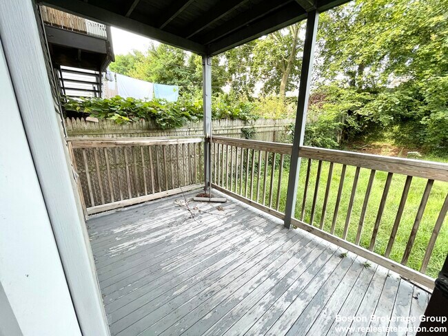 Photo - 122 Buttonwood St