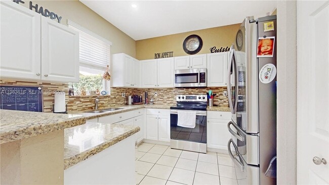 Building Photo - 12808 SW 132nd Terrace