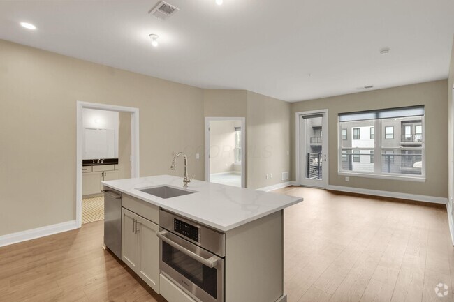 Building Photo - 6633 Dale Dr Unit 317 Rental