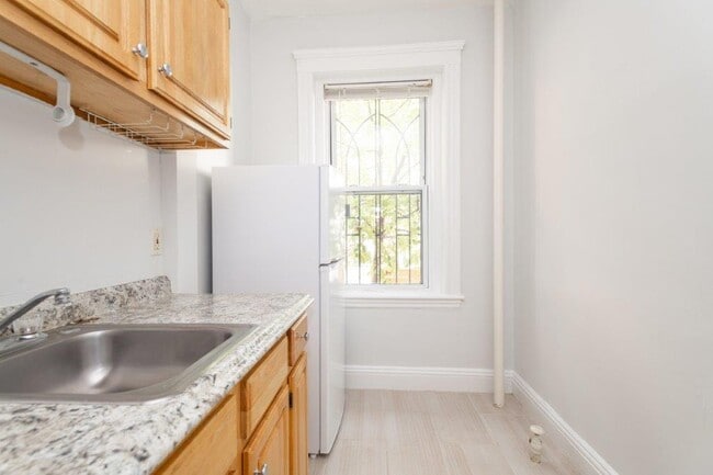 Photo - 49 Worthington St Unit 1