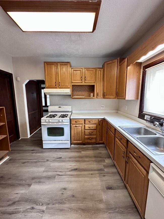 Photo - 2172 12th St SW