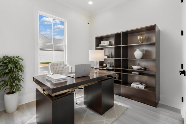 Photo - 109 Perth Pl