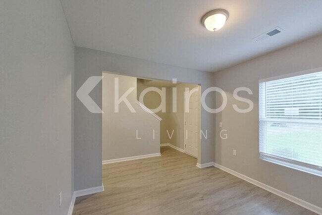 Photo - 259 Lake Pamona Rd