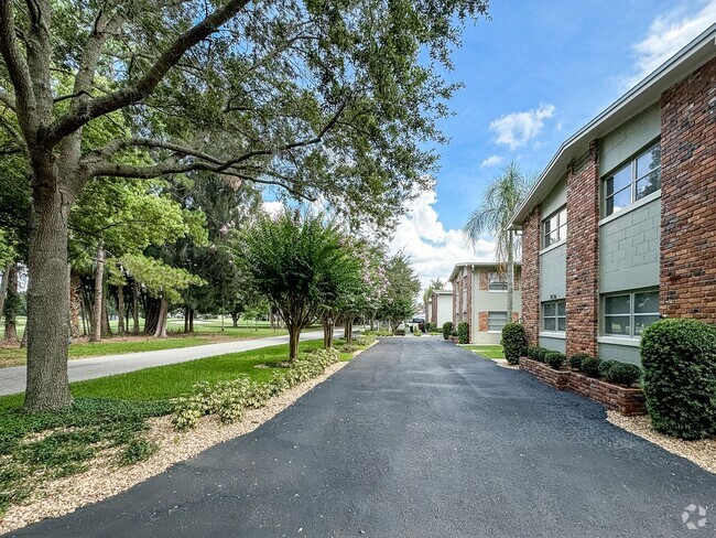 Building Photo - McLean Fairway 3034D Unit 3034D Rental