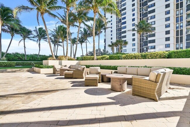 5380 N Ocean Dr Unidad 18J