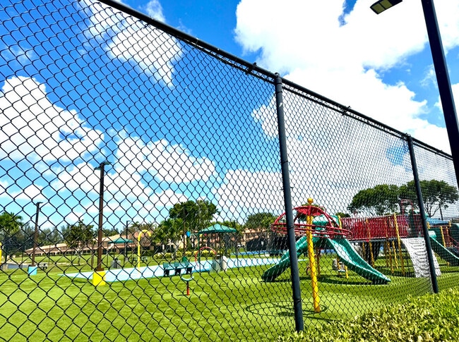 Photo - 3290 Turtle Cove