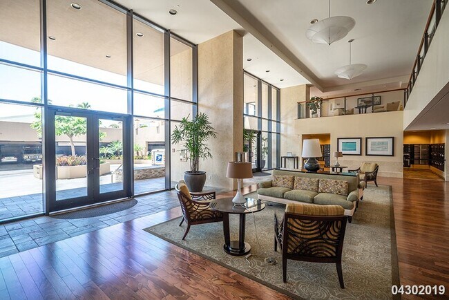 Photo - 2BR/2BA/2PKG in Keola Lai, Kakaako. Ocean, city & sunset views!