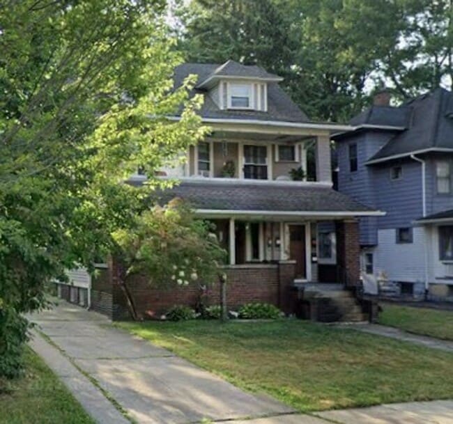 Photo - 2681 E 126th St Unit 3