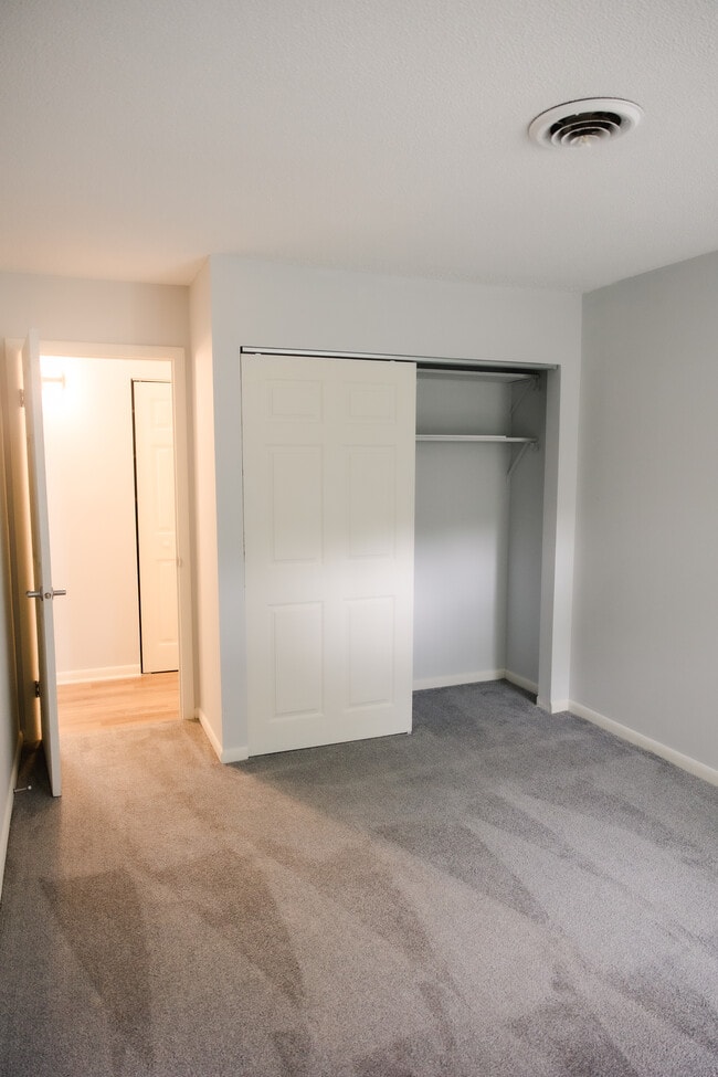 Tall Oaks Apartments