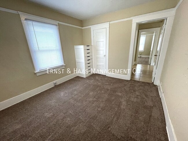 Photo - 512 Almond Ave