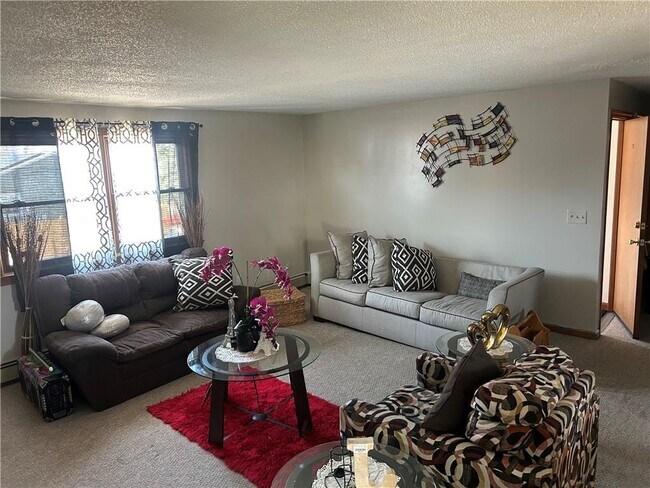 Photo - 60 Field St Unit 2