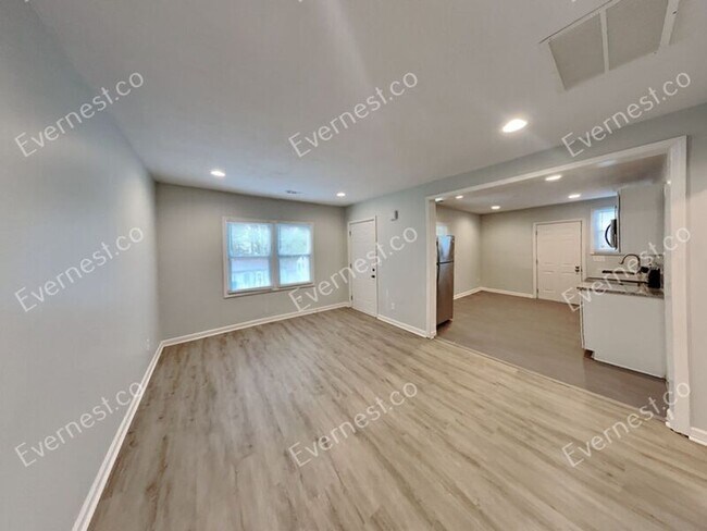 Photo - 1266 Byewood Ln SW