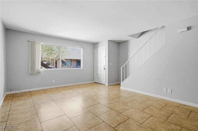 Photo - 2896 Klinger Cir