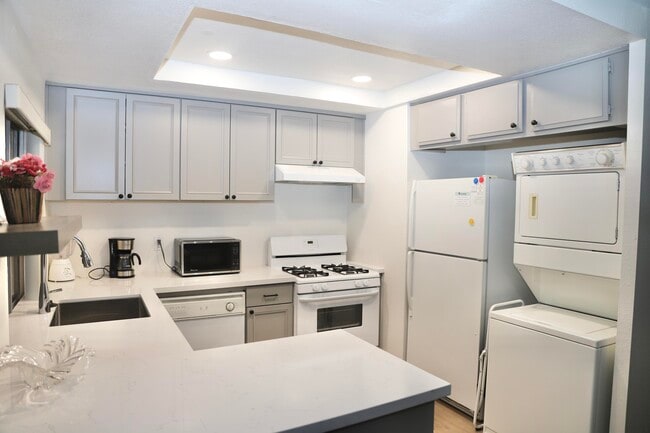 Photo - 73167 Alice Marble Ln