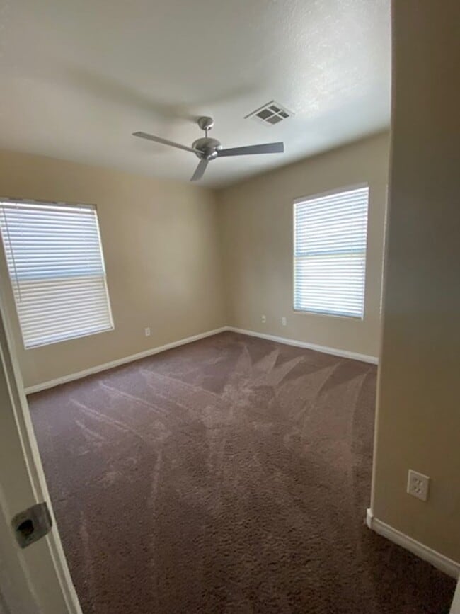 Photo - 4 Bedroom Corner Lot