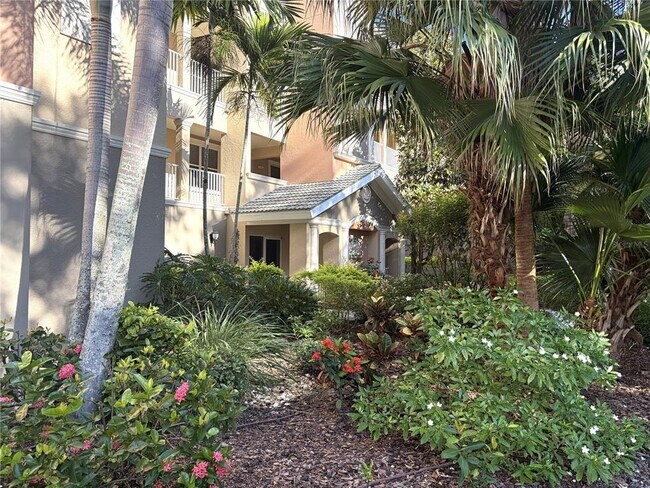 5122 Manorwood Dr Unit 4B