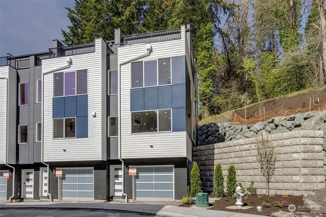 Photo - 17347 90th Dr NE