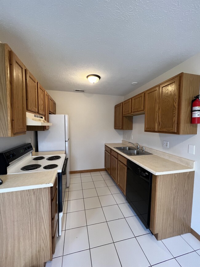 Photo - 721 E Coal St