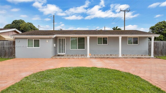 Building Photo - 2441 Tarpon Dr Rental