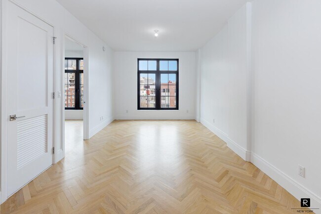 300 W 122nd St Unit 8-C