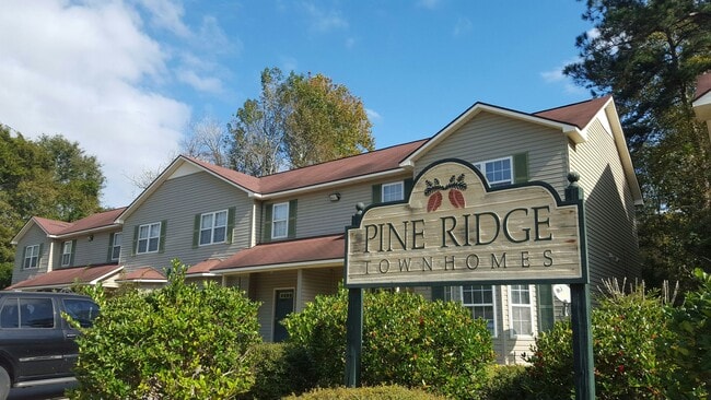 Building Photo - 410 S College St