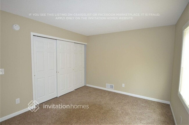 Photo - 9908 108th Pl N