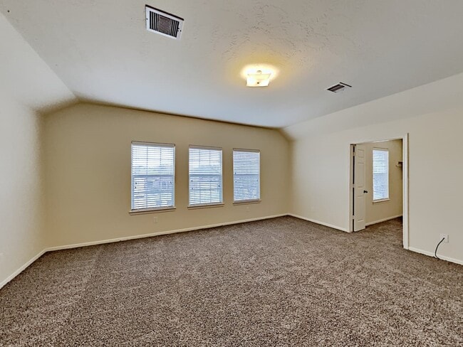 Photo - 2411 Lago Mirado Wy