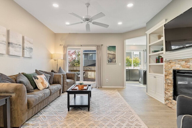 Building Photo - 13246 119th Ave NE Unit ID1328951P