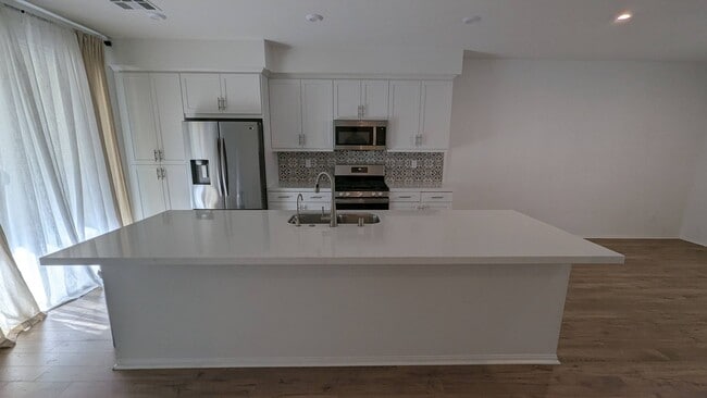 Photo - 8150 Spirit St