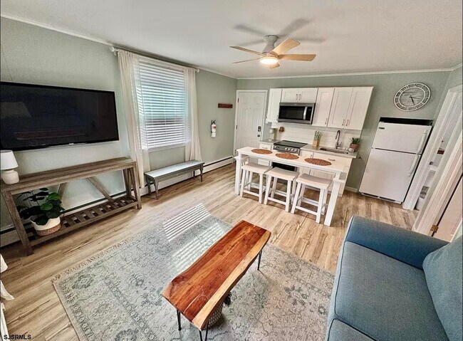 Photo - 512 W Brigantine Ave Unidad A