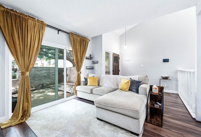 Photo - 12668 Newbrook Dr