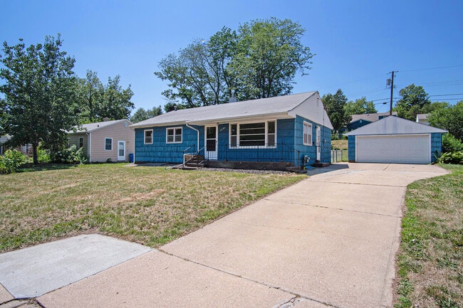 Photo - 2701 S Norton Ave