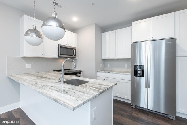 Photo - 45 W Haines St Unit 303