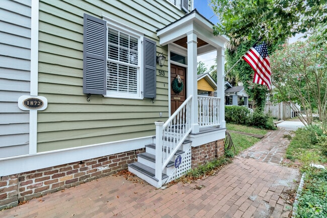 Building Photo - 513 E Harris St Rental