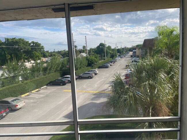 Photo - 555 Purdy Ln Unidad 301