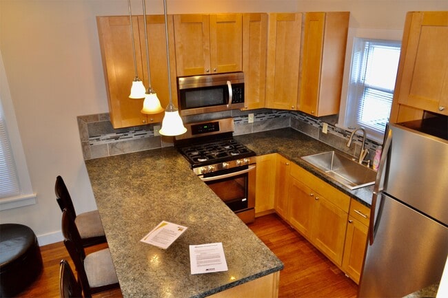 Photo - 517 6th Ave