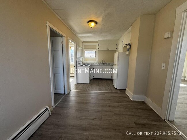 Photo - 24 Green St Unit 4