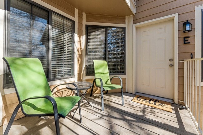 Photo - Updated 1 BDR with loft in Gunbarrel