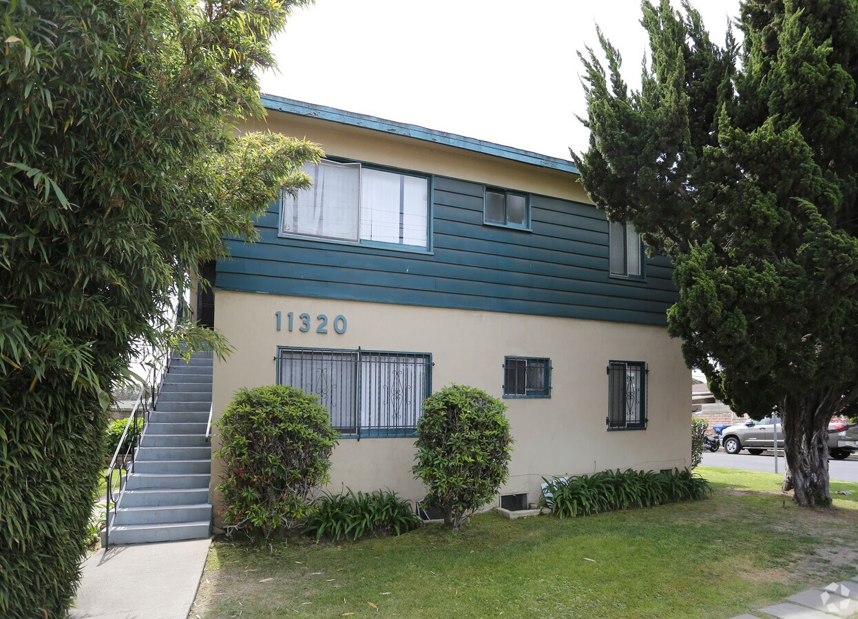 Photo - 11320 Culver Dr