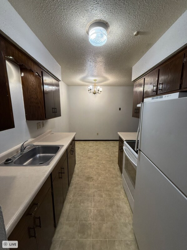 320 Oak Ave N Unit 225