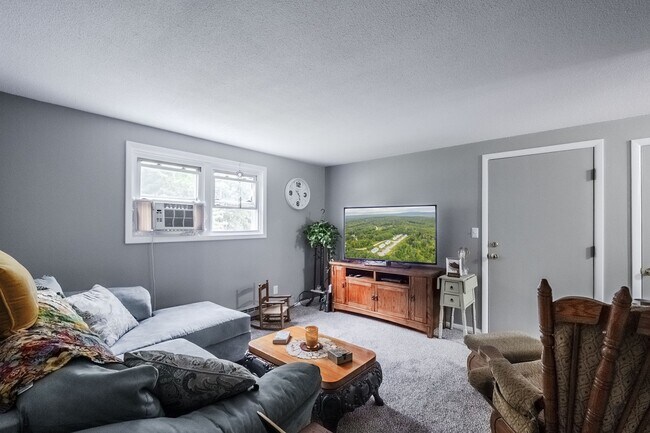Barrington Hills Apartments